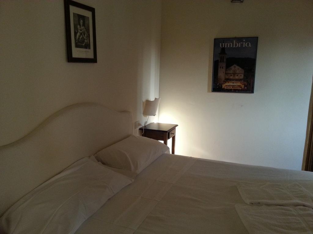 Locanda Spirito Divino Bevagna Zimmer foto